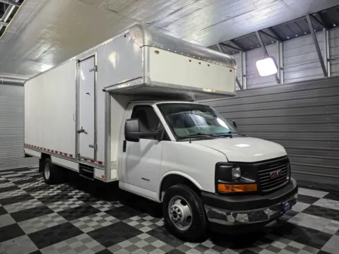 Another view of 2017 GMC Savana Commercial Cutaway 4500 for sale in Sykesville, MD at Trust Auto
