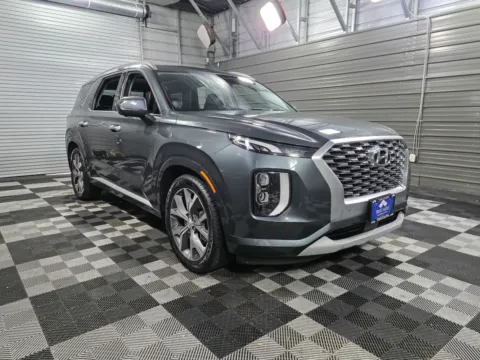 Another view of 2022 Hyundai Palisade Limited for sale in Sykesville, MD at Trust Auto