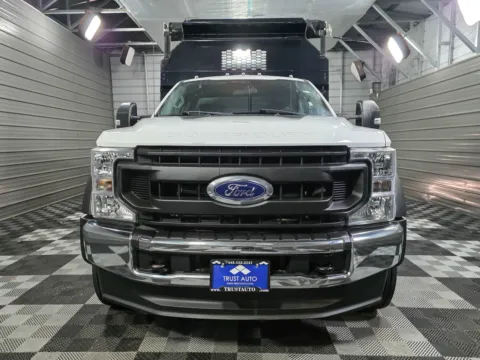 Photos of 2020 Ford Super Duty F-450 DRW XLT for sale in Sykesville, MD at Trust Auto