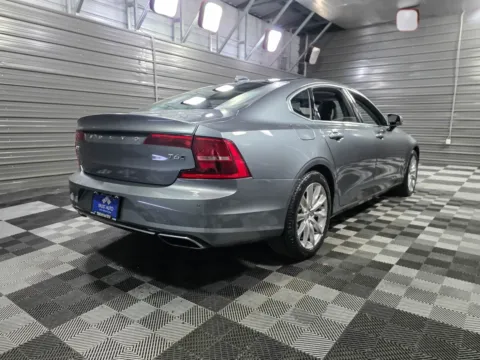 More photos of 2018 Volvo S90 Momentum AWD Luxury Sedan at Trust Auto, MD