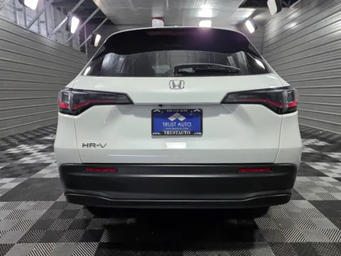 More photos of 2024 Honda HR-V LX at Trust Auto, MD