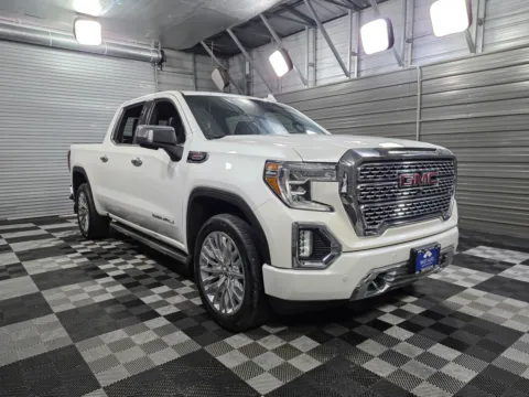 More photos of 2019 GMC Sierra 1500 Denali 4WD Crew Cab 6.2L V8 Pickup Truck w/Ultimate Pkg at Trust Auto, MD
