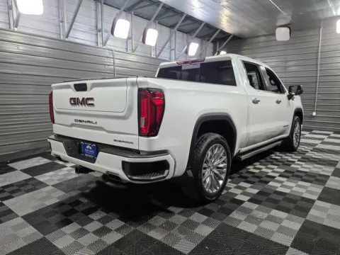 More photos of 2019 GMC Sierra 1500 Denali 4WD Crew Cab 6.2L V8 Pickup Truck w/Ultimate Pkg at Trust Auto, MD