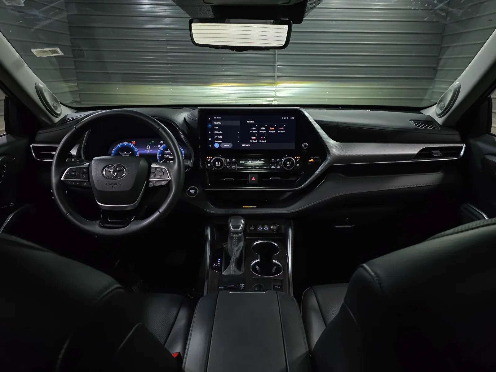 2024 Toyota Highlander Platinum - Photo 11