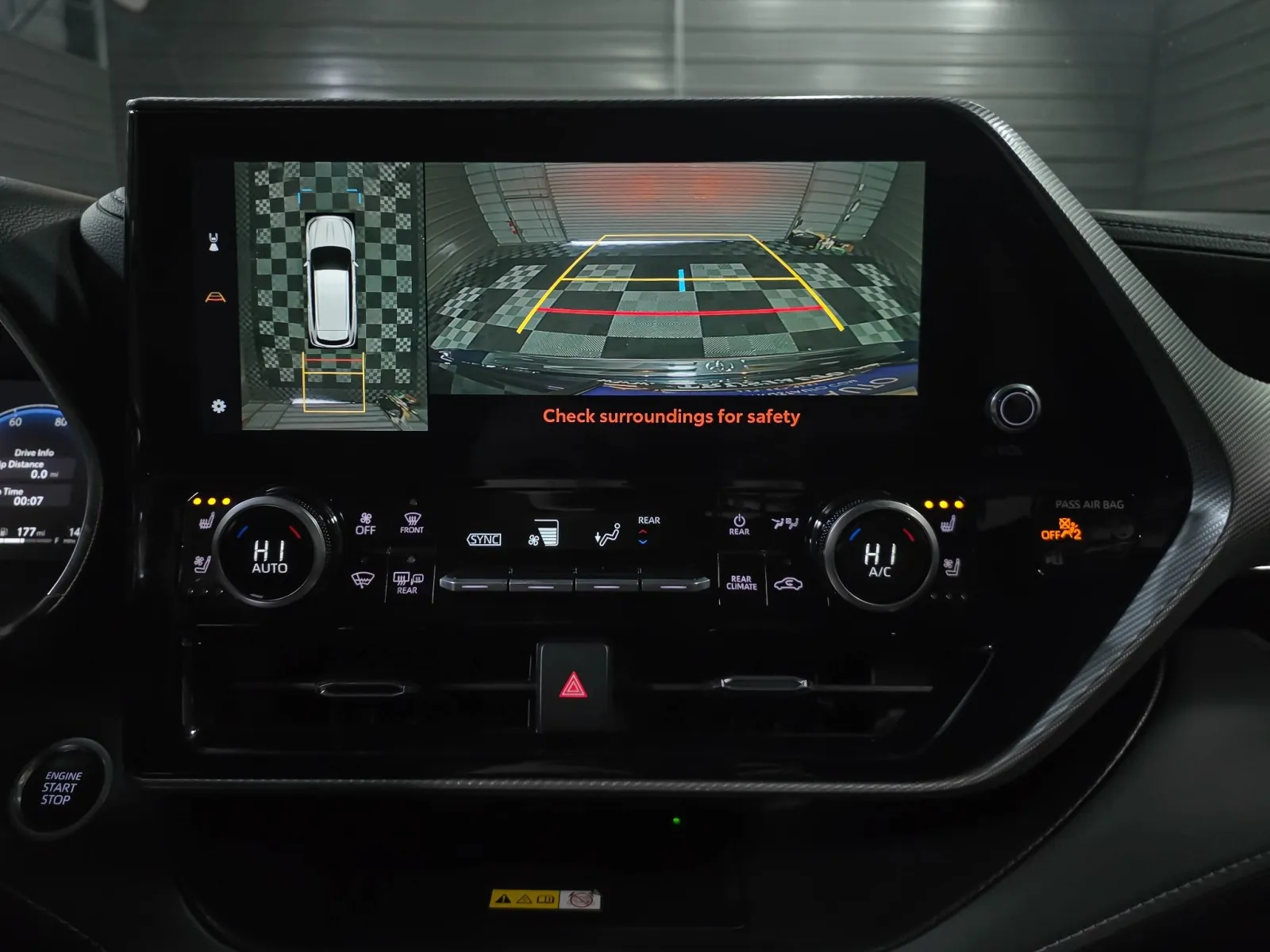 2024 Toyota Highlander Platinum - Photo 28