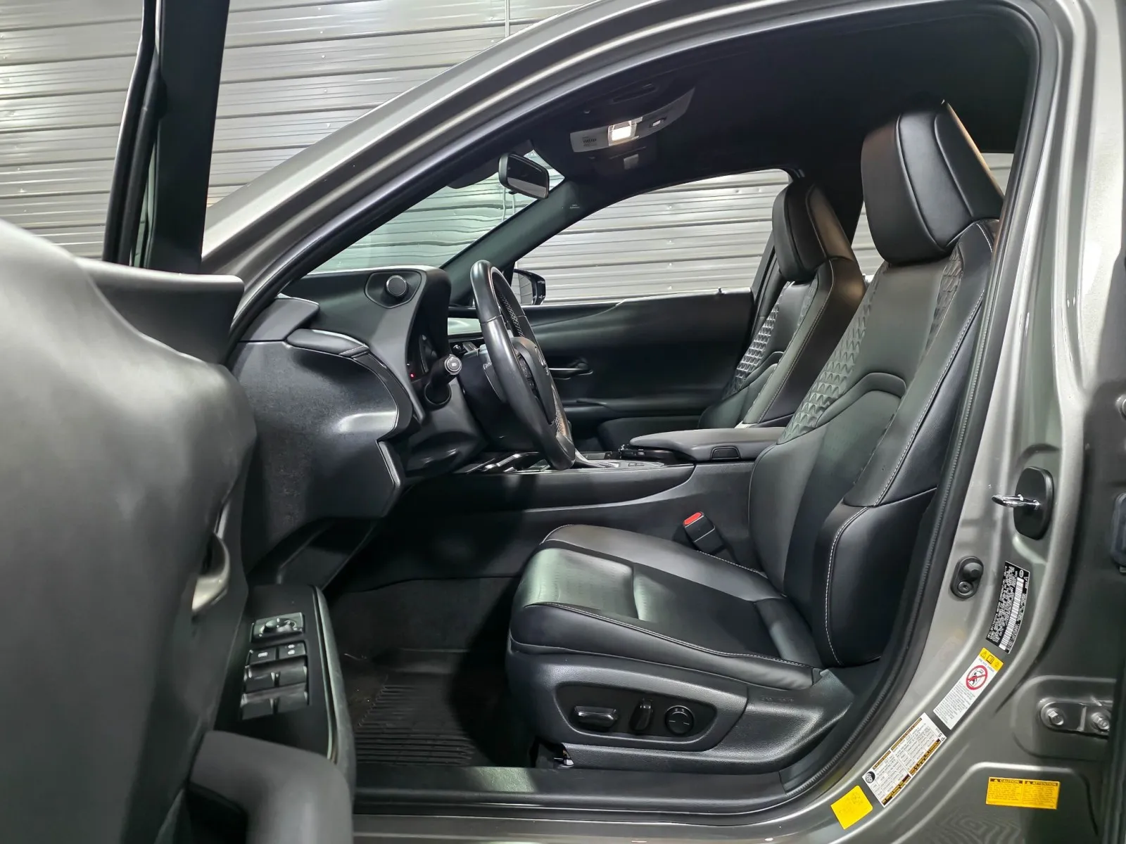 2019 Lexus UX Hybrid 250h - Photo 13