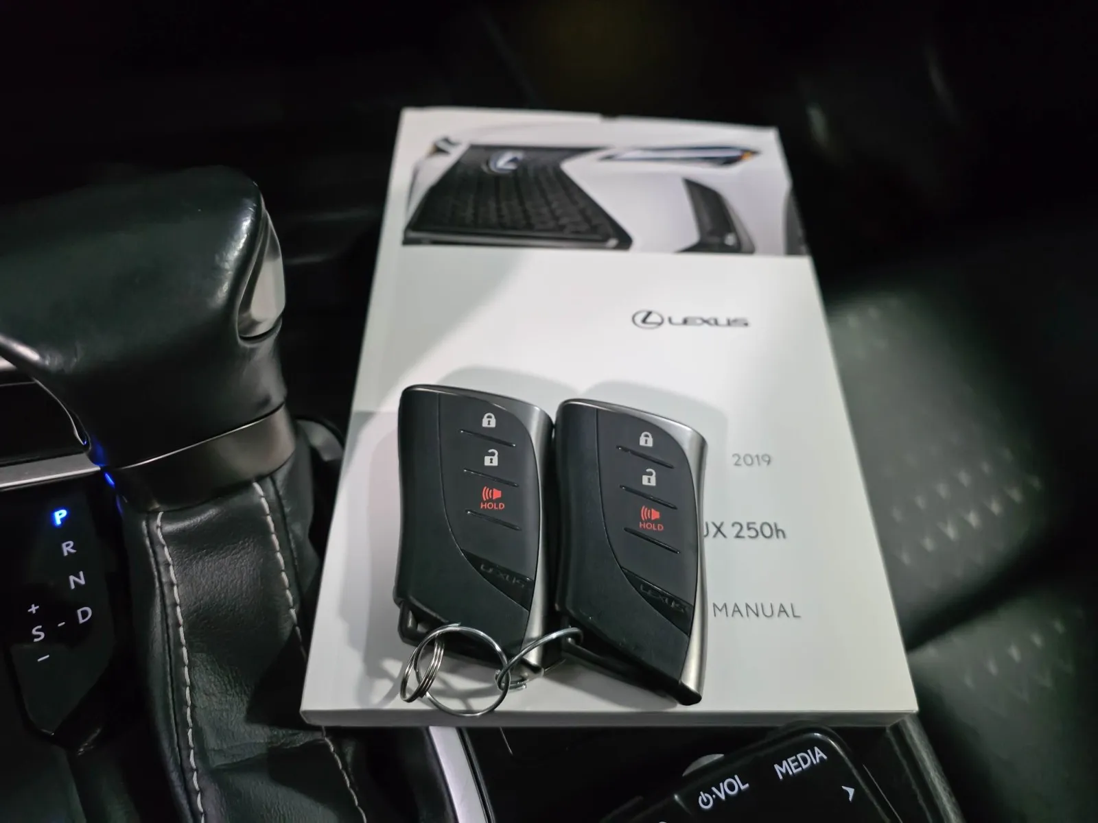 2019 Lexus UX Hybrid 250h - Photo 40