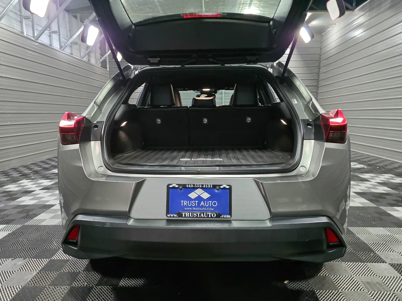 2019 Lexus UX Hybrid 250h - Photo 36