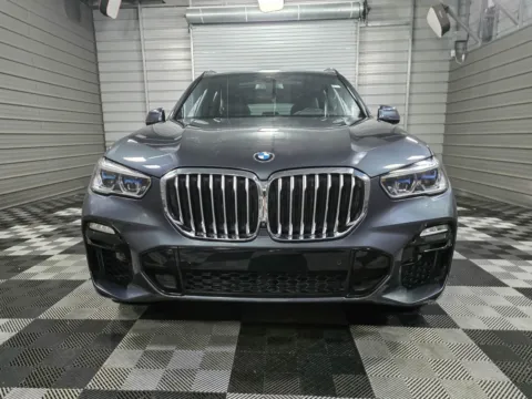 Photos of 2019 BMW X5 xDrive50i AWD Luxury SUV w/M Sport/Premium Pkgs for sale in Sykesville, MD at Trust Auto