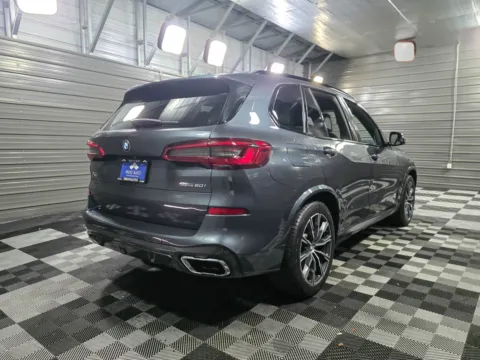 More photos of 2019 BMW X5 xDrive50i AWD Luxury SUV w/M Sport/Premium Pkgs at Trust Auto, MD