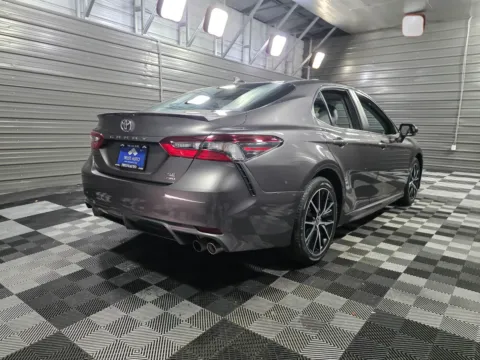 More photos of 2022 Toyota Camry SE at Trust Auto, MD