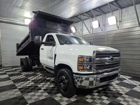 Another view of 2021 Chevrolet Silverado 5500HD Chassis Work Truck Regular Cab DRW RWD for sale in Sykesville, MD at Trust Auto