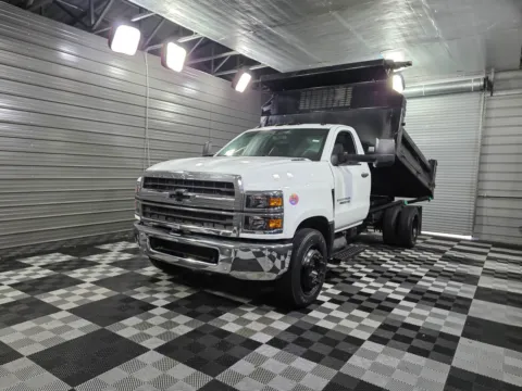 White 2021 Chevrolet Silverado 5500HD Chassis Work Truck Regular Cab DRW RWD for sale in Sykesville, MD