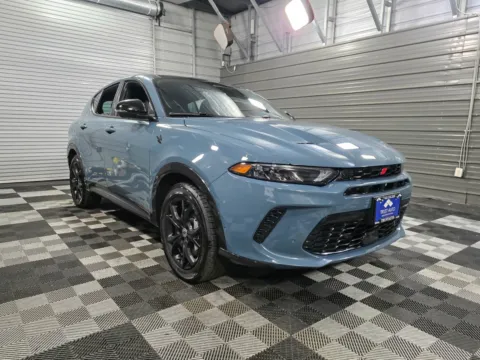 More photos of 2024 Dodge Hornet R/T Plus AWD Hybrid SUV w/Tech Pack Plus/Blacktop Pkgs at Trust Auto, MD