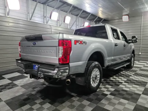 More photos of 2020 Ford Super Duty F-350 SRW XLT at Trust Auto, MD