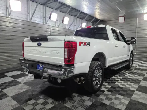 More photos of 2020 Ford Super Duty F-350 SRW LARIAT 4WD Crew Cab 6.7L Power Stroke Diesel Pickup Truck w/Ultimate Pkg at Trust Auto, MD