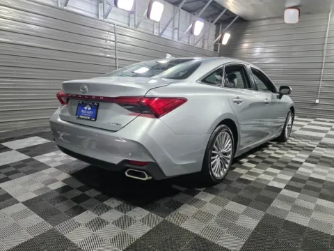 More photos of 2019 Toyota Avalon XLE at Trust Auto, MD