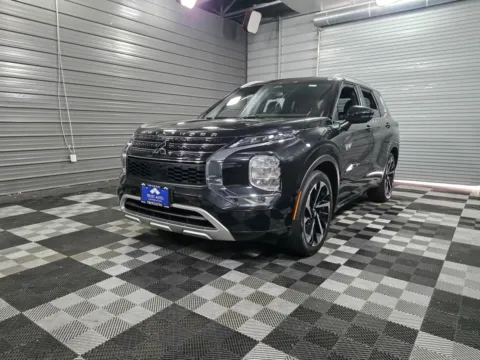 Silver 2023 Mitsubishi Outlander PHEV SEL for sale in Sykesville, MD