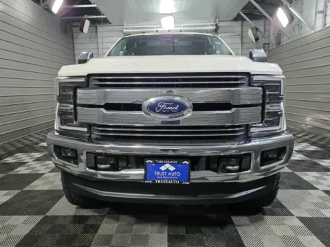Photos of 2017 Ford Super Duty F-350 SRW Platinum for sale in Sykesville, MD at Trust Auto