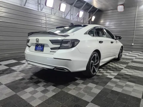 More photos of 2022 Honda Accord Sedan Sport SE at Trust Auto, MD