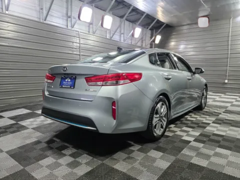 More photos of 2017 Kia Optima Plug-In Hybrid EX 4-Door Sedan w/Technology Pckg at Trust Auto, MD