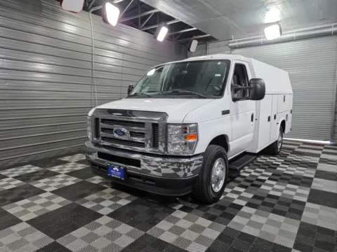 2021 Ford E-Series Cutaway E-350 SD for sale in Sykesville, MD