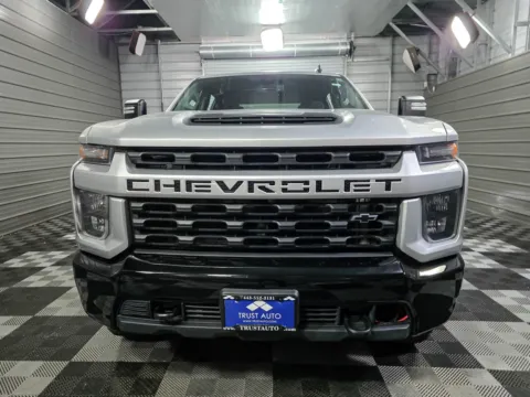 Another view of 2022 Chevrolet Silverado 2500HD Custom 4WD Crew Cab 6-Pass 6.6L V8 Pickup Truck w/Custom Value Pkg for sale in Sykesville, MD at Trust Auto