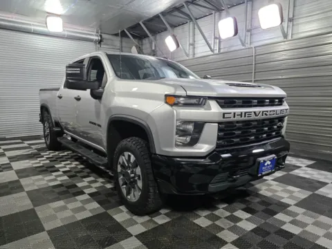 More photos of 2022 Chevrolet Silverado 2500HD Custom 4WD Crew Cab 6-Pass 6.6L V8 Pickup Truck w/Custom Value Pkg at Trust Auto, MD