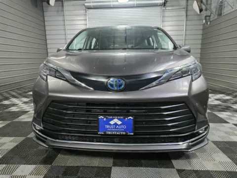 Photos of 2024 Toyota Sienna XLE for sale in Sykesville, MD at Trust Auto