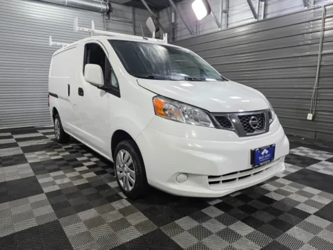 More photos of 2019 Nissan NV200 Compact Cargo SV Minivan/Van w/Roof Racks at Trust Auto, MD