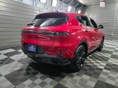 More photos of 2024 Dodge Hornet R/T AWD Hybrid SUV w/Blacktop Pkg at Trust Auto, MD