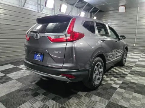 More photos of 2018 Honda CR-V EX at Trust Auto, MD
