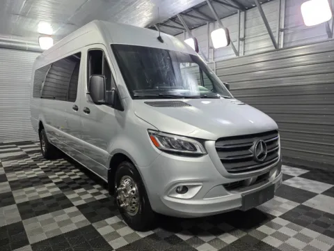 More photos of 2022 Mercedes-Benz Sprinter 3500XD Cargo 170''WB DRW High Roof Extended Diesel Minivan/Van w/Comfort Plus at Trust Auto, MD