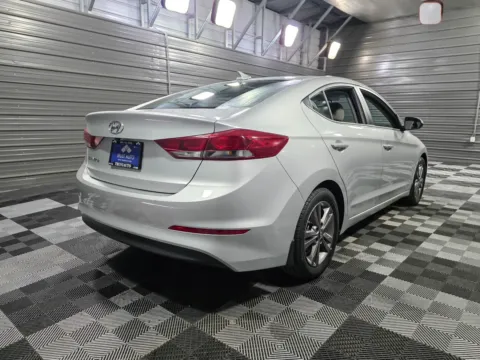 More photos of 2018 Hyundai Elantra Limited at Trust Auto, MD