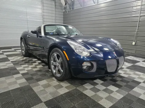 Another view of 2007 Pontiac Solstice GXP for sale in Sykesville, MD at Trust Auto