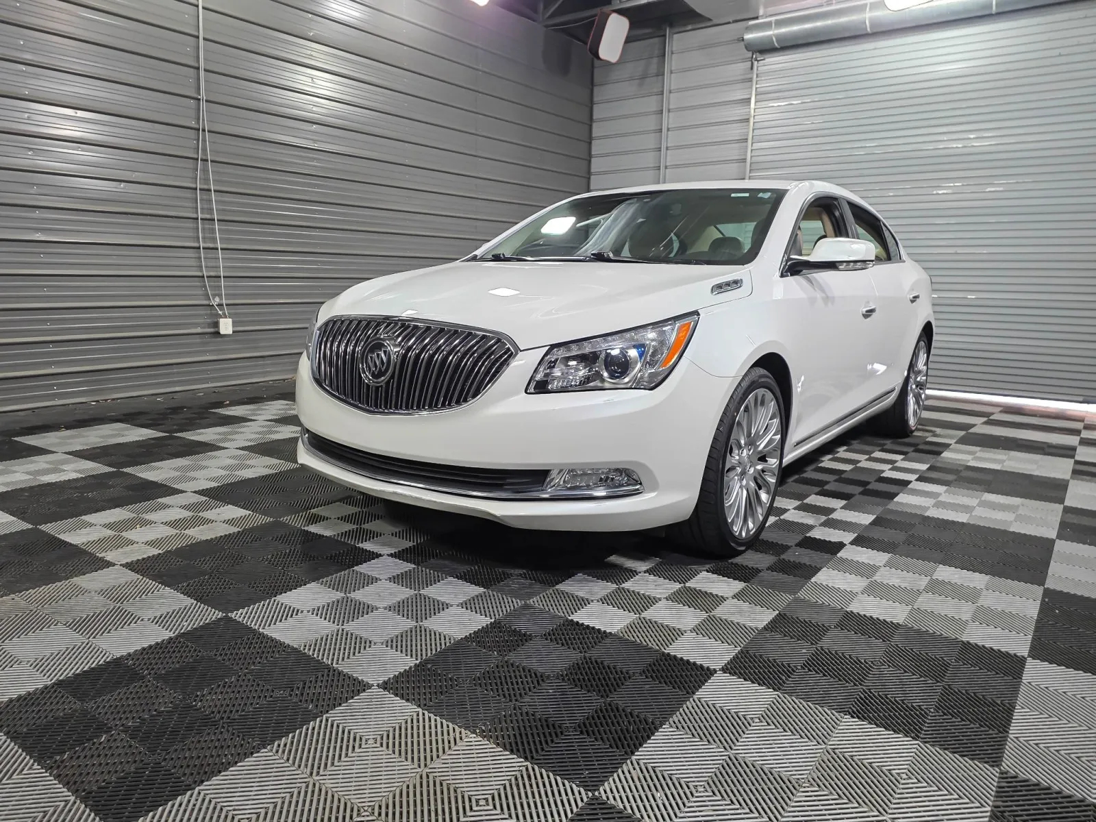 Black 2016 Buick LaCrosse Premium II for sale in Sykesville, MD