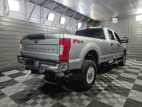 More photos of 2021 Ford Super Duty F-250 SRW LARIAT at Trust Auto, MD