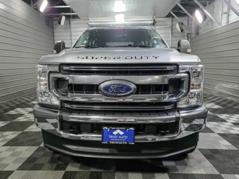 Photos of 2021 Ford Super Duty F-250 SRW LARIAT for sale in Sykesville, MD at Trust Auto