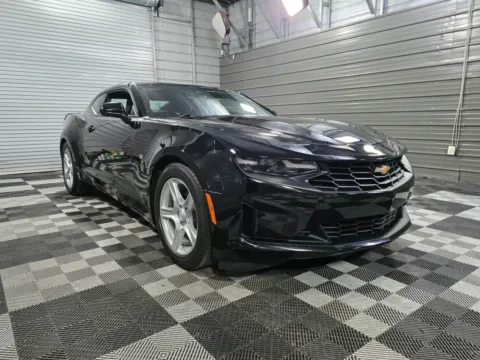 Another view of 2019 Chevrolet Camaro 2LT for sale in Sykesville, MD at Trust Auto