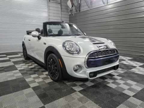 More photos of 2018 MINI Convertible Cooper S Soft-Top Convertible at Trust Auto, MD