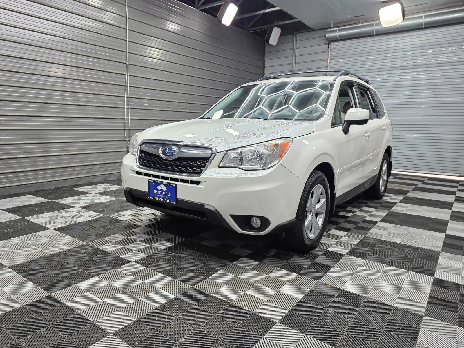 White 2015 Subaru Forester 2.5i Limited AWD SUV for sale in Sykesville, MD