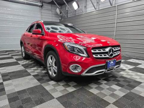 More photos of 2020 Mercedes-Benz GLA 250 4MATIC AWD SUV w/Premium 1 Pkg at Trust Auto, MD