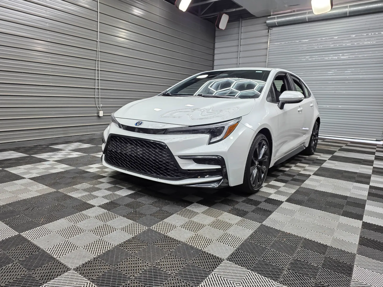 Red 2024 Toyota Corolla Hybrid SE for sale in Sykesville, MD