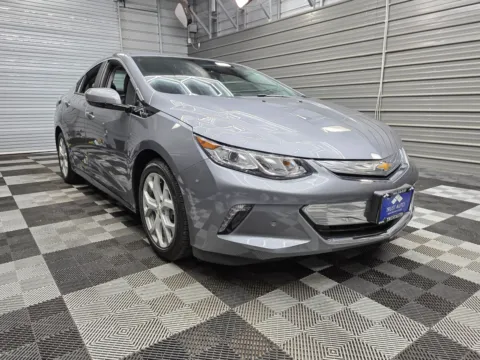Another view of 2018 Chevrolet Volt Premier Hybrid Hatchback for sale in Sykesville, MD at Trust Auto