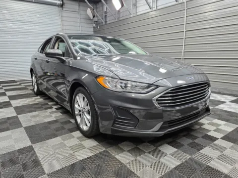 More photos of 2020 Ford Fusion SE Hybrid-Electric Sedan at Trust Auto, MD