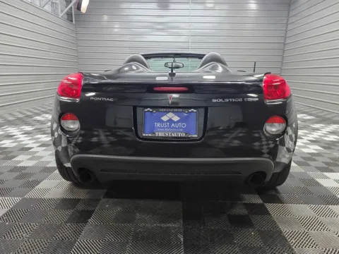 More photos of 2008 Pontiac Solstice GXP at Trust Auto, MD