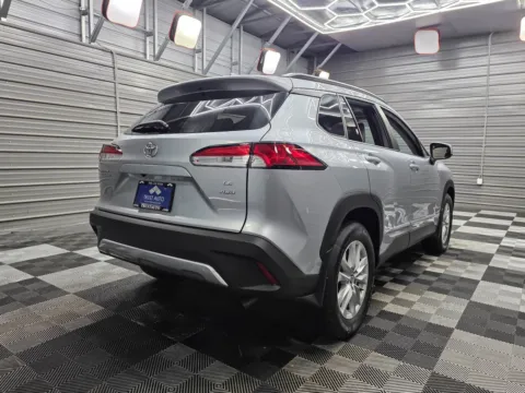 More photos of 2022 Toyota Corolla Cross LE at Trust Auto, MD