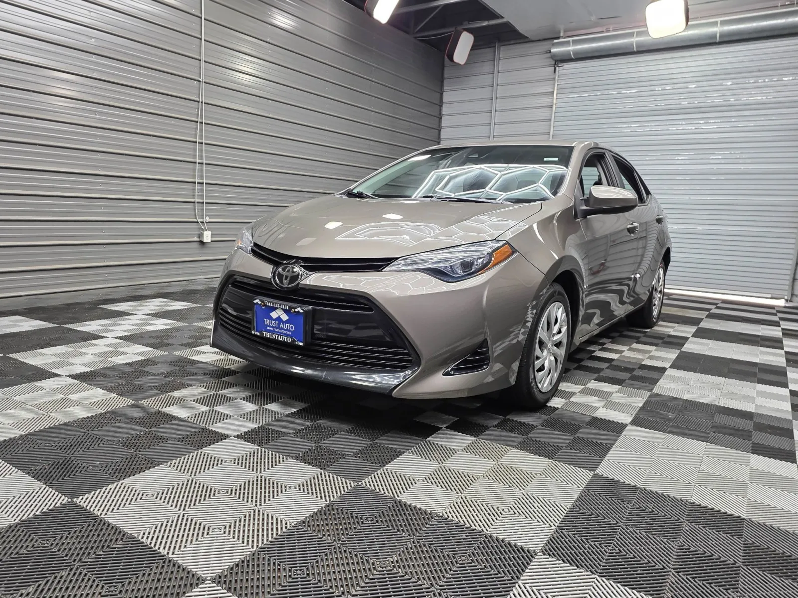 Red 2017 Toyota Corolla LE for sale in Sykesville, MD