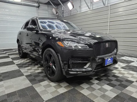 Another view of 2020 Jaguar F-PACE 30t R-Sport for sale in Sykesville, MD at Trust Auto