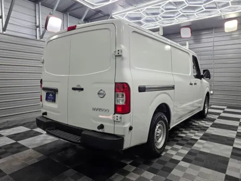 More photos of 2016 Nissan NV SV at Trust Auto, MD